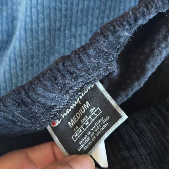 Bundle of champion corduroy pants size s and m with stretch waist - Picture 4 of 6